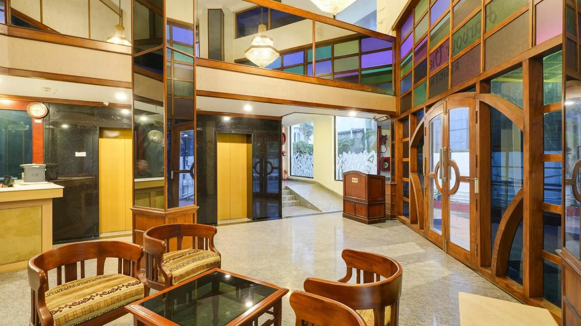 Hotel Palette Mg Road Ernakulam Kochi