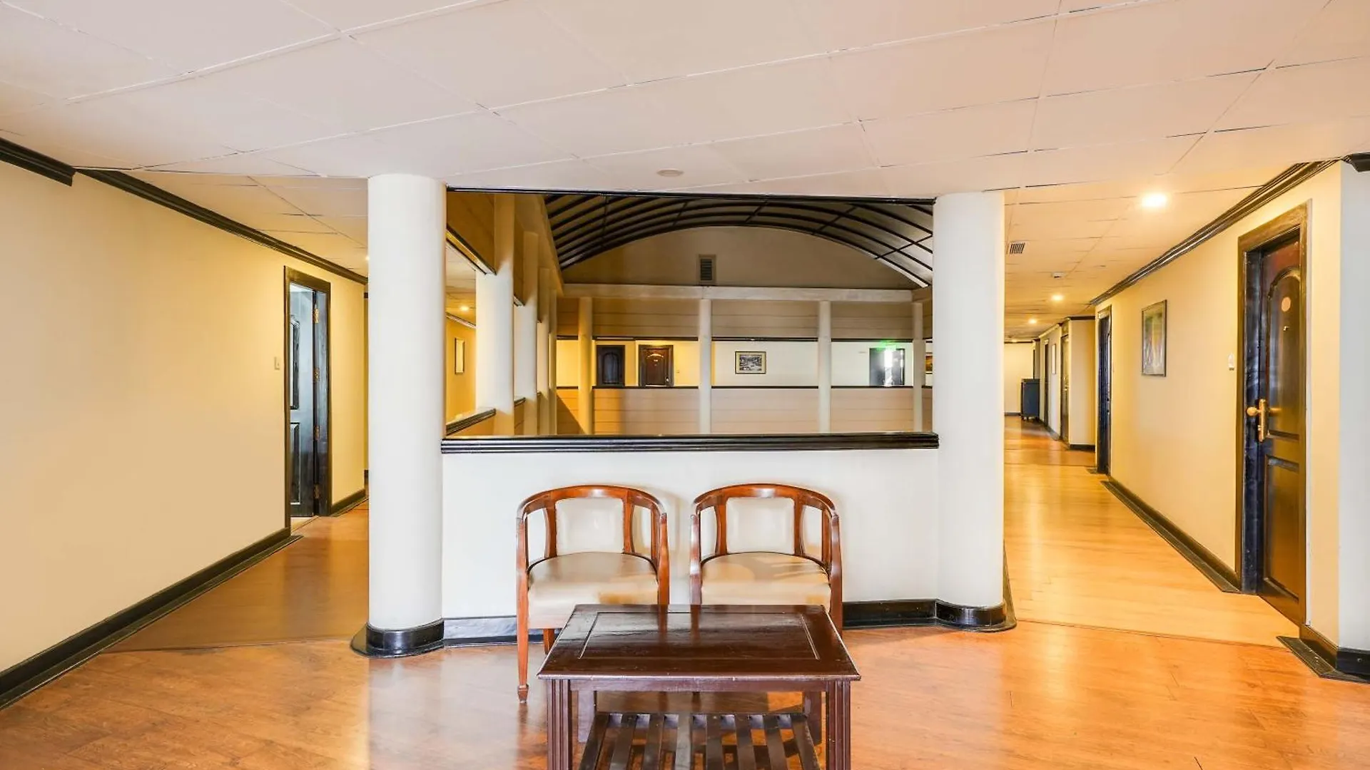 Hotel Palette Mg Road Ernakulam Kochi