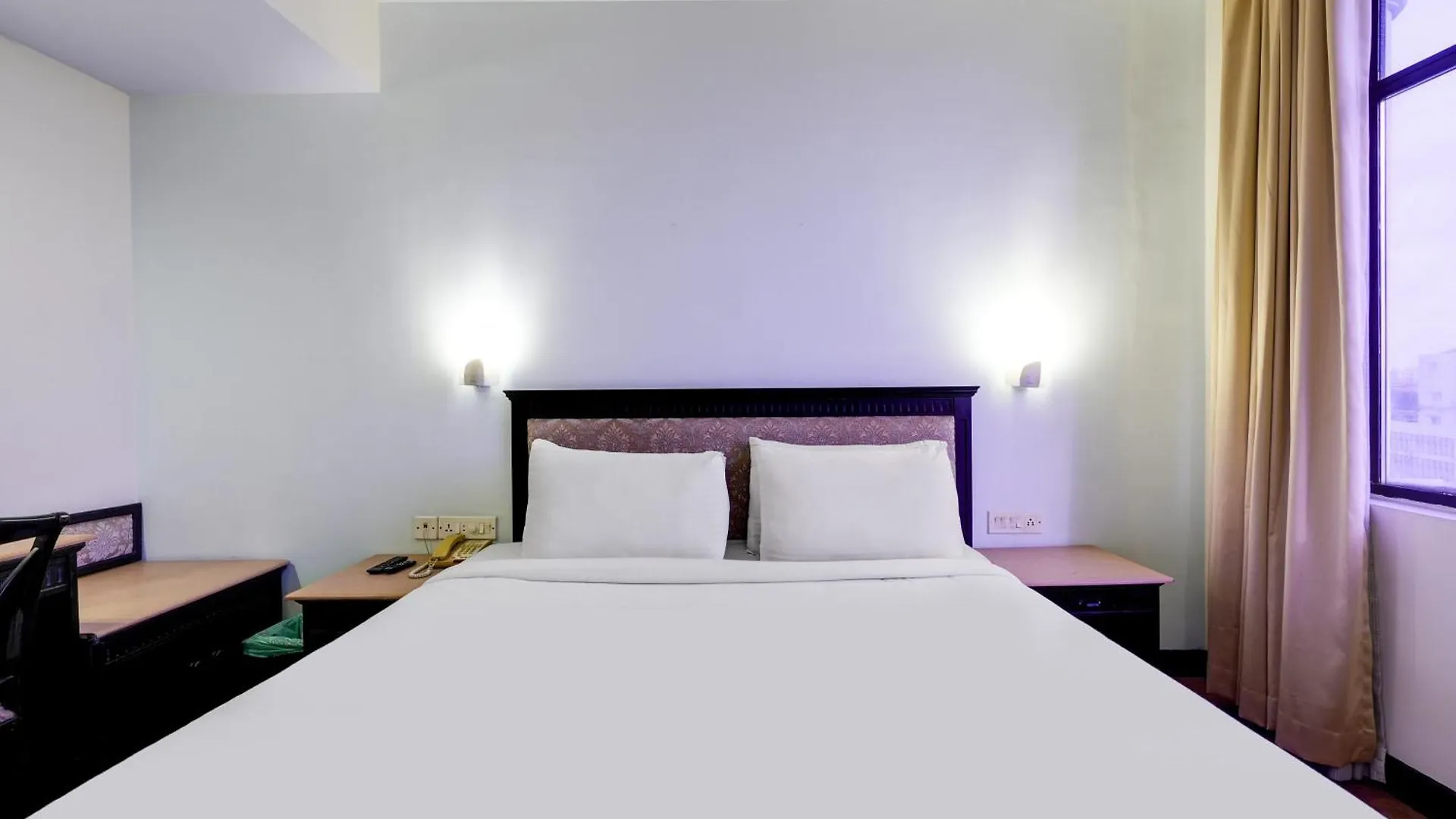 Hotel Palette Mg Road Ernakulam Kochi