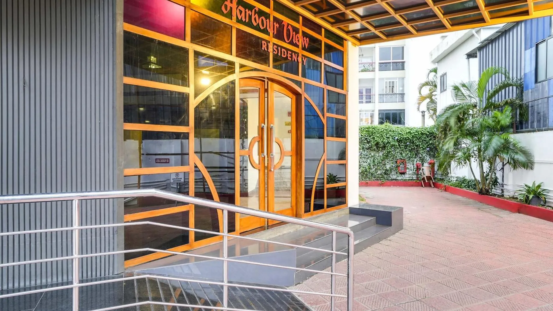 Hotel Palette Mg Road Ernakulam Kochi 3*,