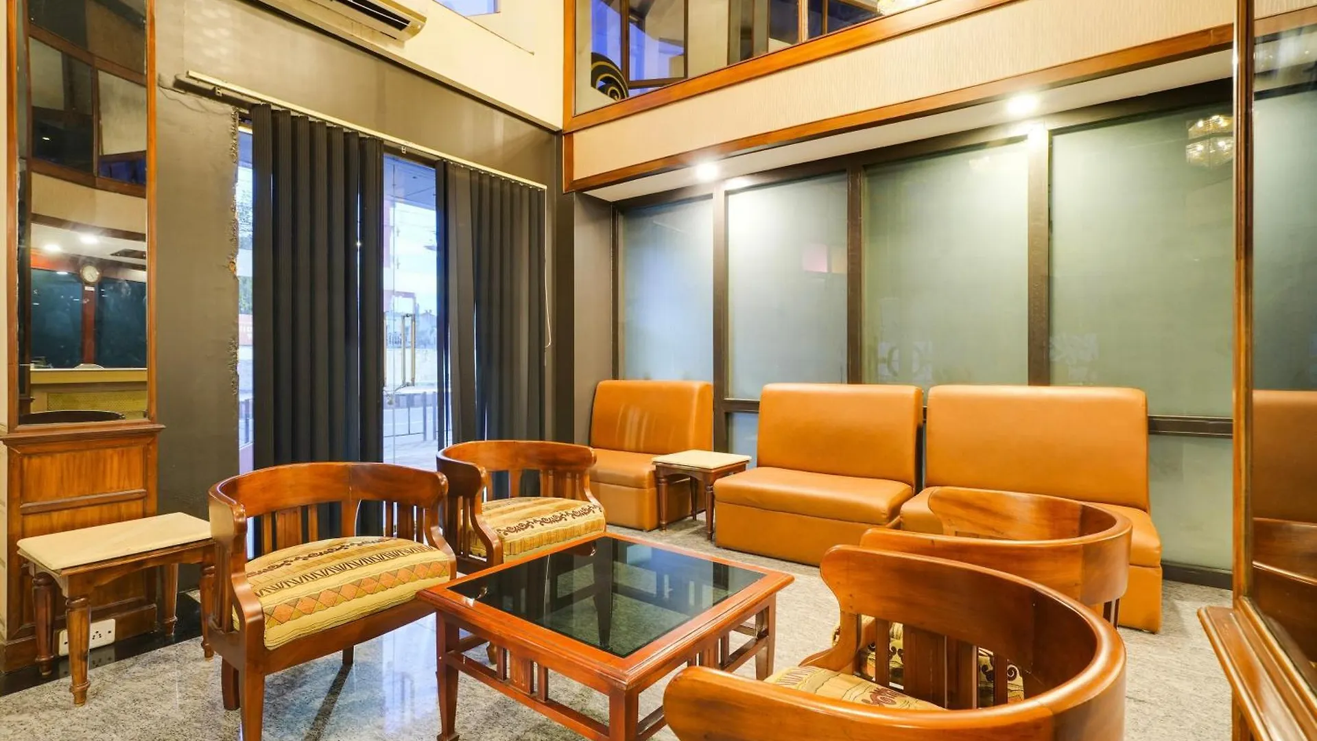 Hotel Palette Mg Road Ernakulam Kochi 3*,  Indie