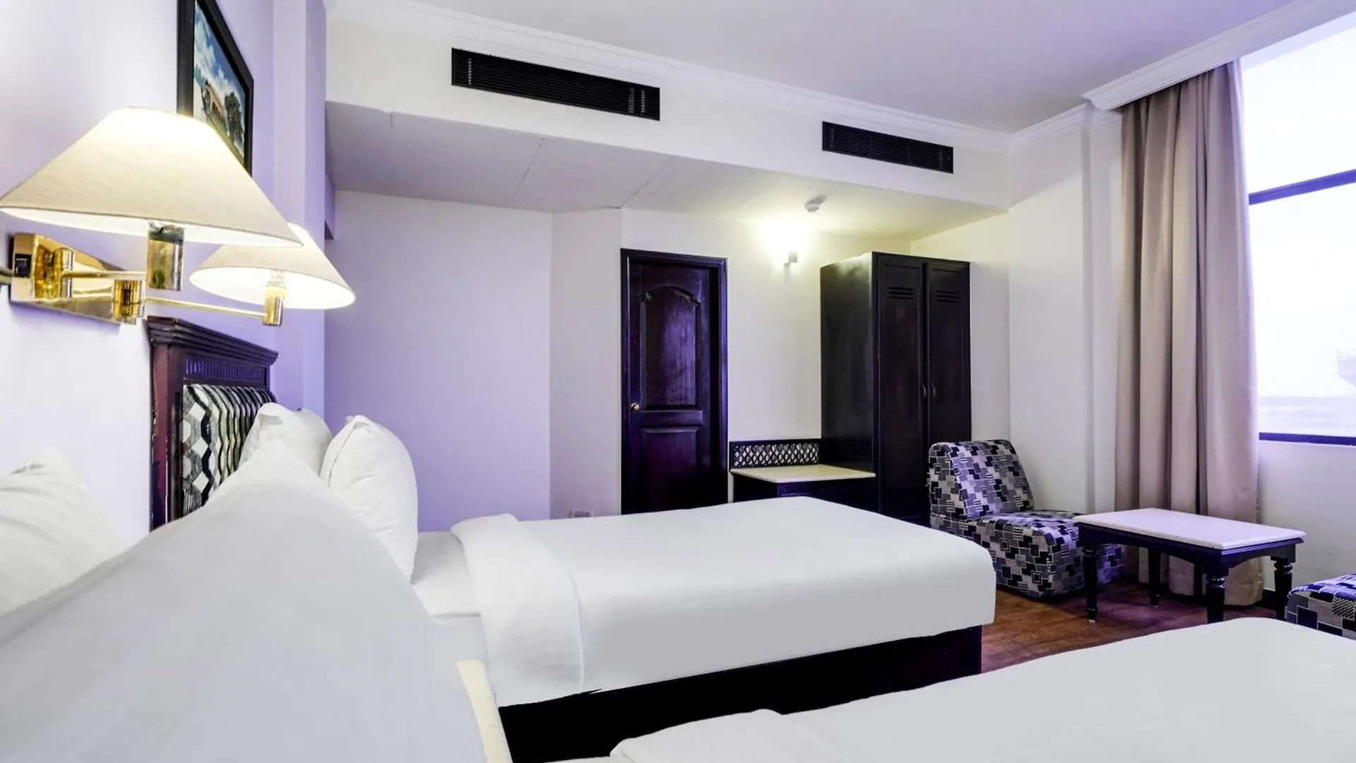 Hotel Palette Mg Road Ernakulam Kochi
