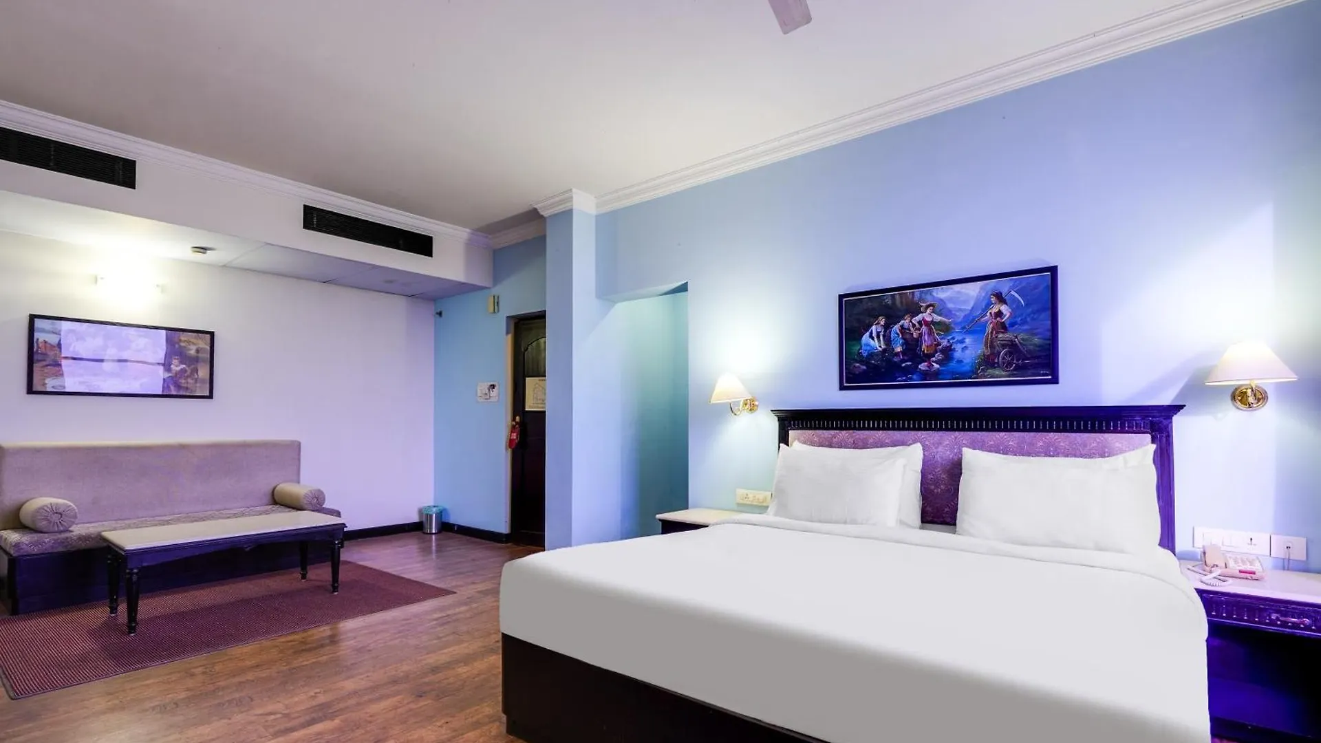 Hotel Palette Mg Road Ernakulam Kochi