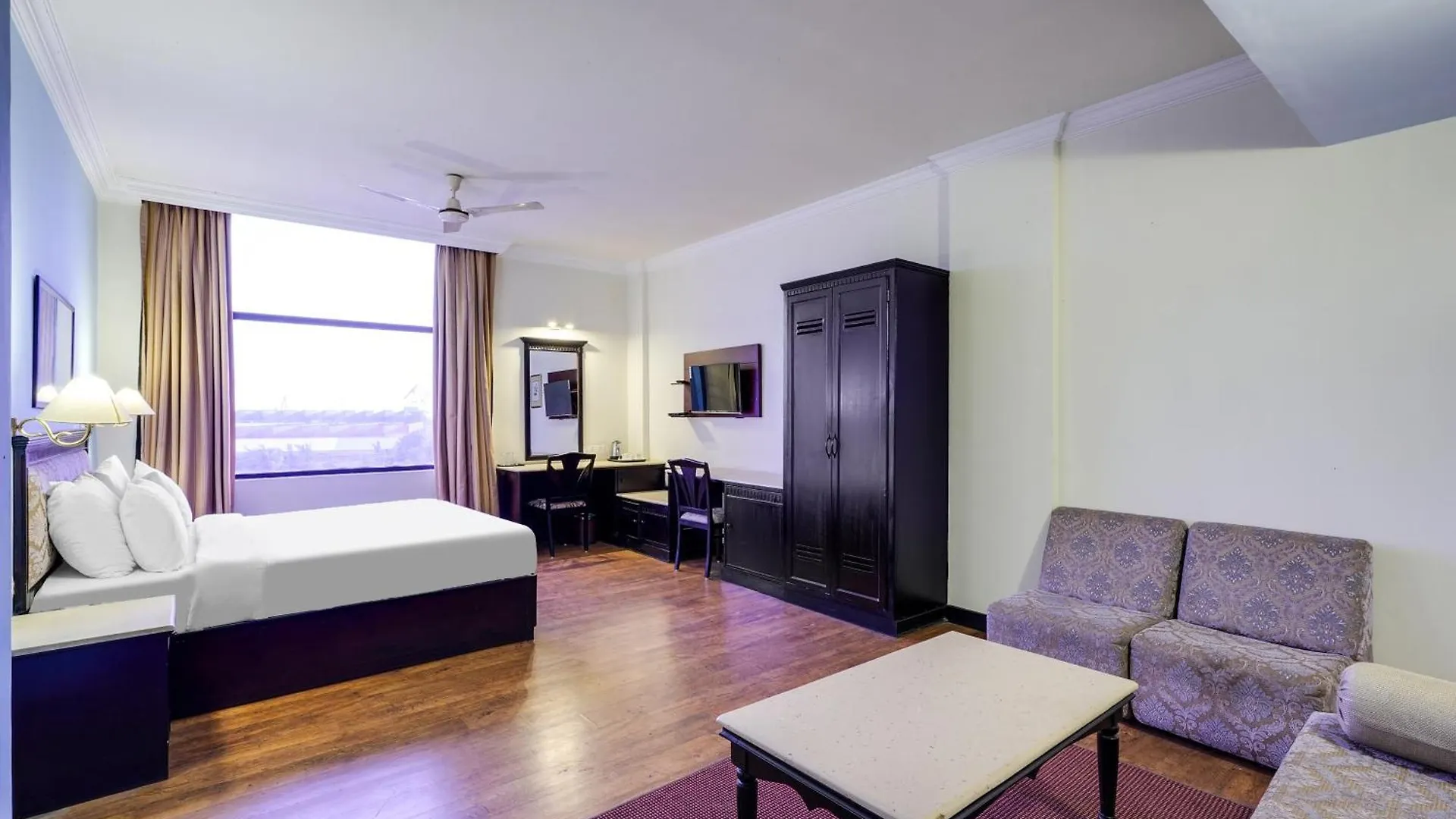 ***  Hotel Palette Mg Road Ernakulam Kochi Indie